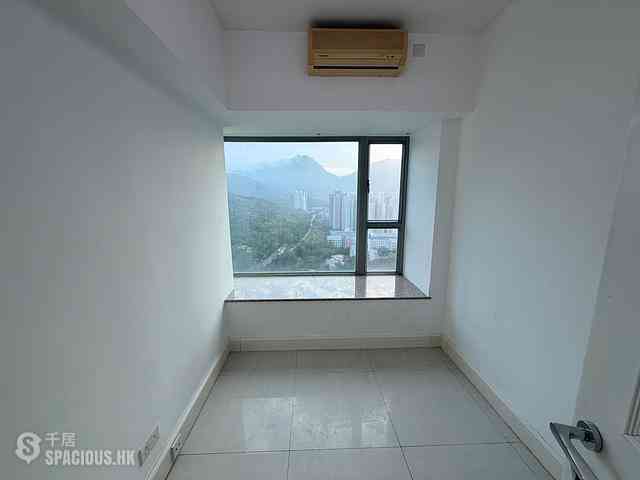Tung Chung - Caribbean Coast Phase 4 Crystal Cove 16