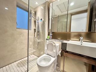 Tung Chung - Century Link Phase 1 Tower 3A 04