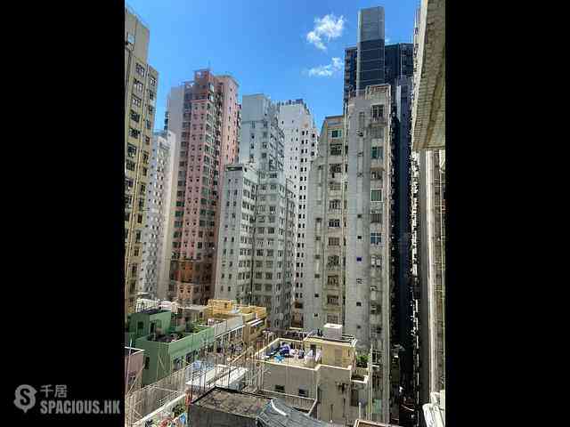 Wan Chai - Valiant Court 07