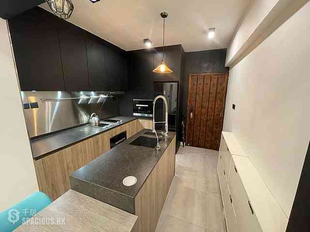 Kennedy Town - Kin Yick Mansion 04