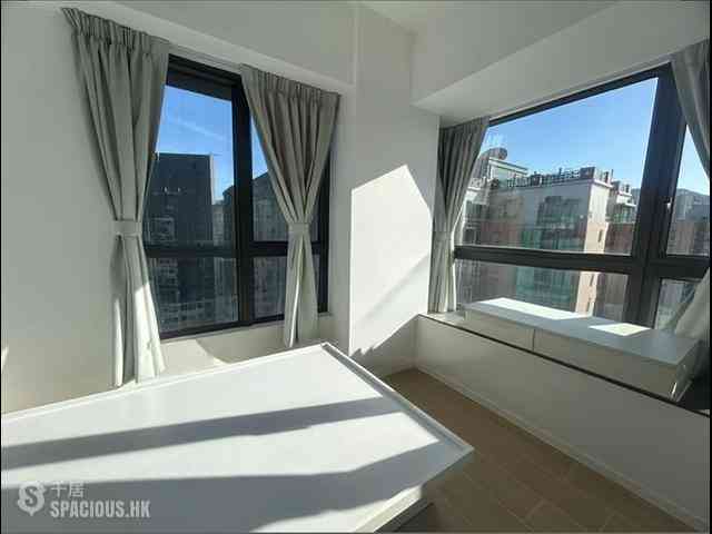 Shau Kei Wan - EAST 17 03