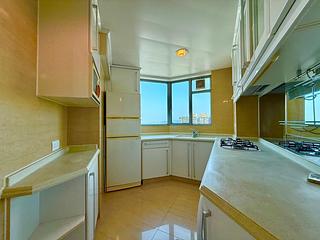 Tung Chung - Caribbean Coast Phase 2 Albany Cove 08