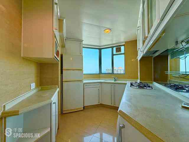 Tung Chung - Caribbean Coast Phase 2 Albany Cove 08