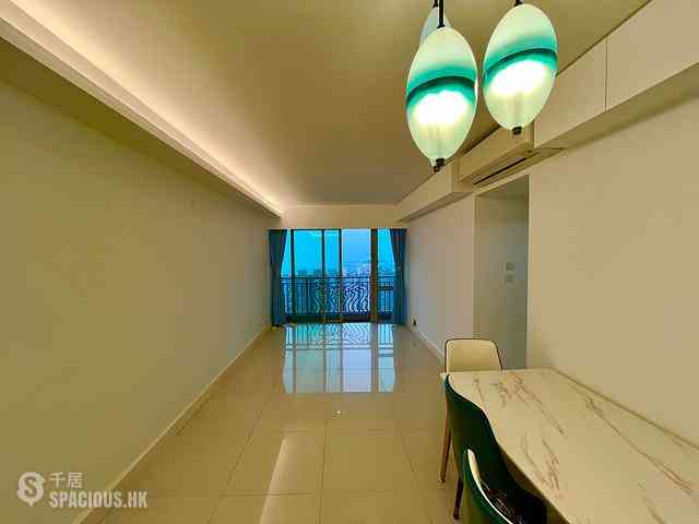 Tung Chung - Coastal Skyline Phase 3 La Rossa 02