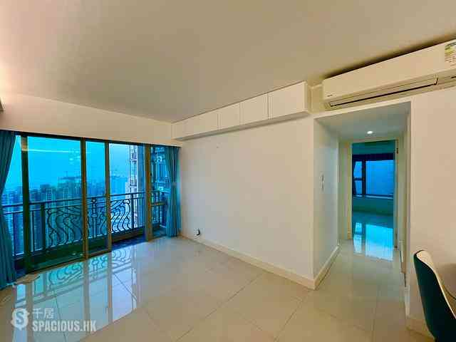 Tung Chung - Coastal Skyline Phase 3 La Rossa 09