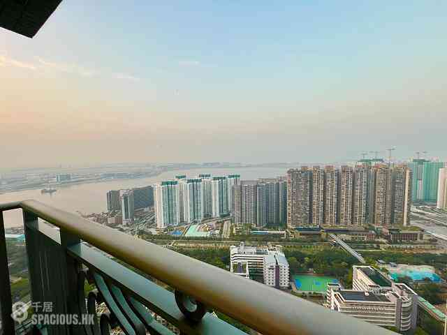 Tung Chung - Coastal Skyline Phase 3 La Rossa 10