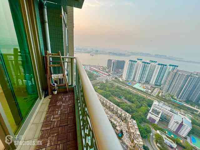 Tung Chung - Coastal Skyline Phase 3 La Rossa 11