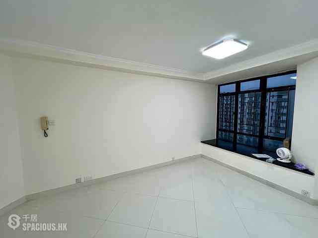 Quarry Bay - Kornhill Block Q 05