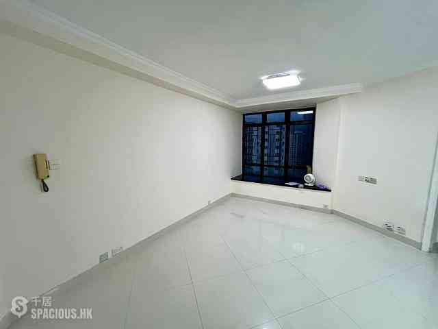 Quarry Bay - Kornhill Block Q 06
