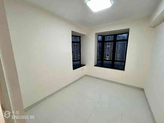 Quarry Bay - Kornhill Block Q 08