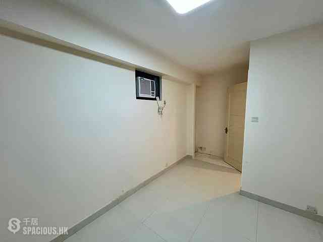 Quarry Bay - Kornhill Block Q 09