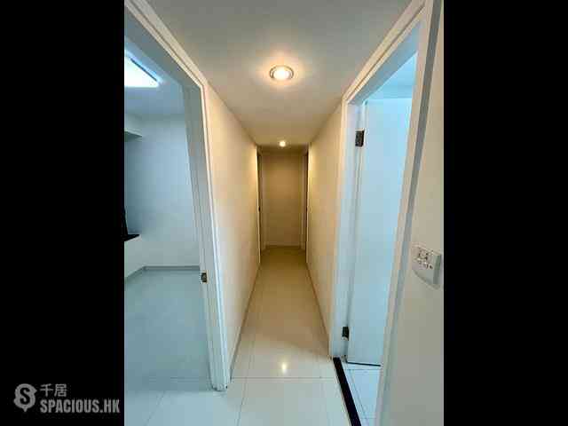 Quarry Bay - Kornhill Block Q 10