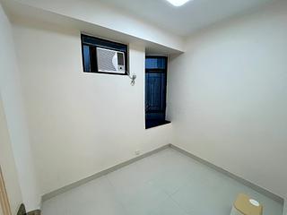 Quarry Bay - Kornhill Block Q 12