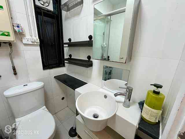 Quarry Bay - Kornhill Block Q 14
