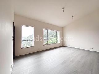 Chung Hom Kok - Horizon Ridge 05