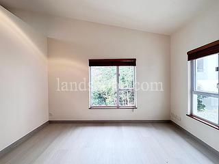 Chung Hom Kok - Horizon Ridge 09