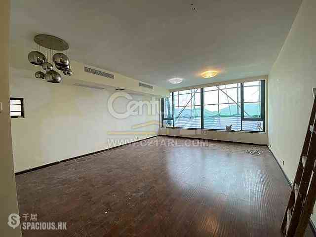 Chung Hom Kok - Cape Court 06