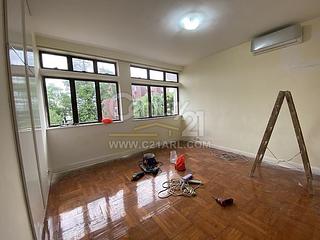 Chung Hom Kok - Cape Court 16