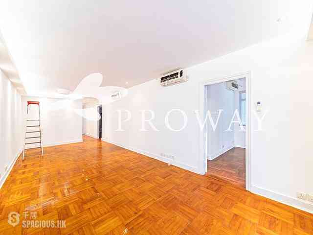 Mid Levels Central - Welsby Court 03