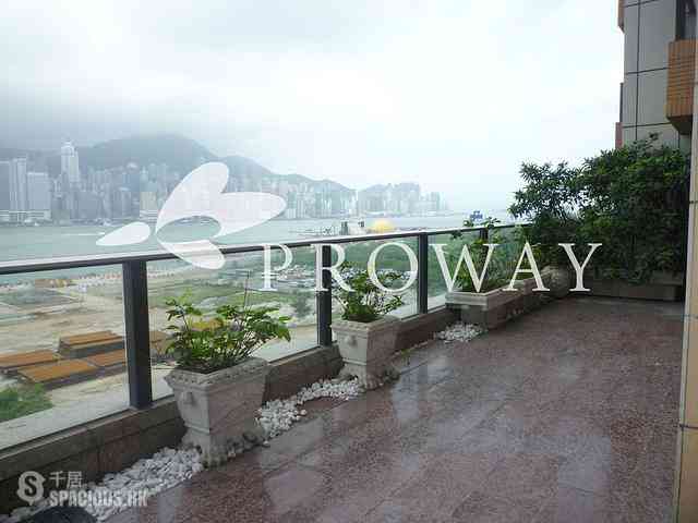 West Kowloon - The Arch 01