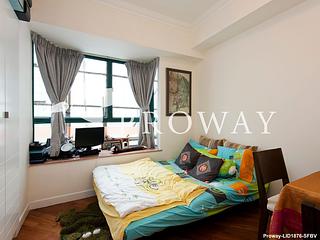 Tai Hang - Carnation Court 08