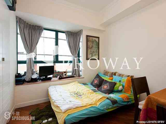 Tai Hang - Carnation Court 08