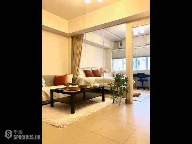 Sheung Wan - 21, Bonham Strand West 10