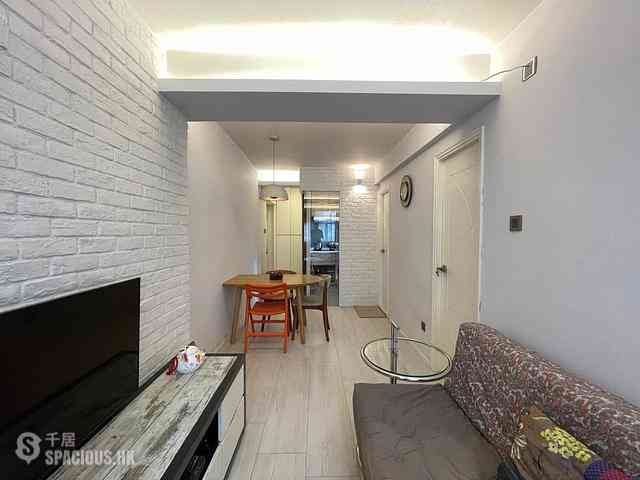 North Point - Kar On House 02
