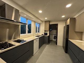 Chung Hom Kok - Hillgrove 09