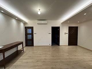 Chung Hom Kok - Hillgrove 10