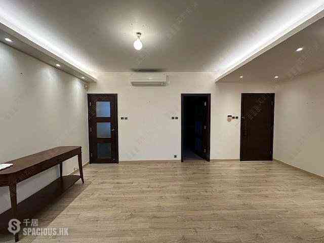 Chung Hom Kok - Hillgrove 10