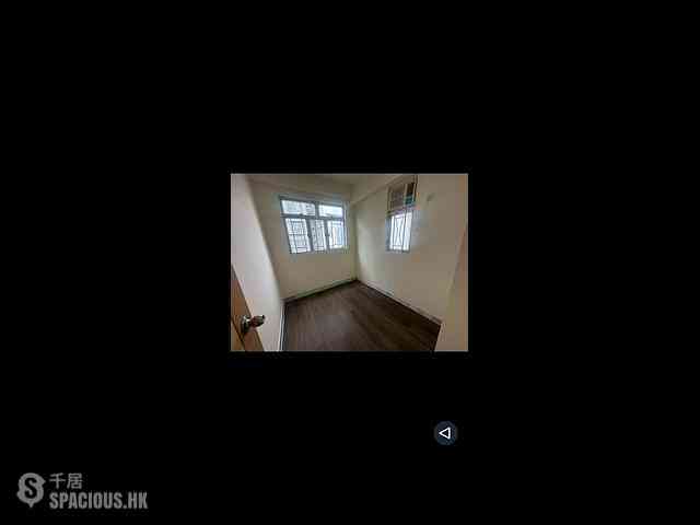Kennedy Town - Luen Wai Apartment 04