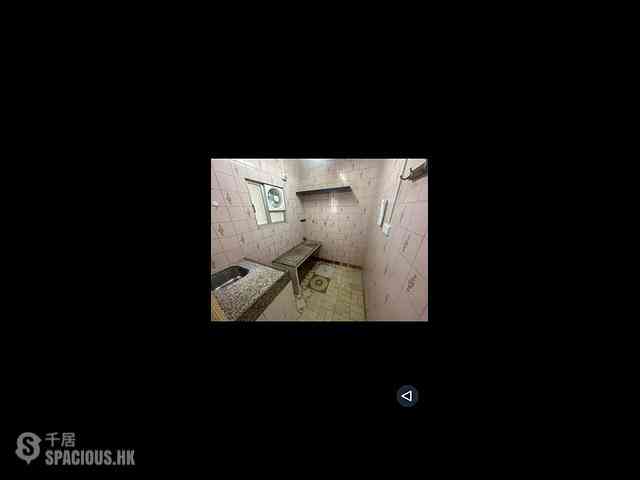 Kennedy Town - Luen Wai Apartment 05