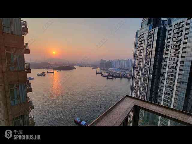 Tai Kok Tsui - One Silversea Tower 2 01