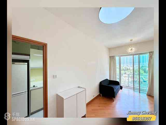 Tung Chung - Coastal Skyline Phase 4 Le Bleu Deux Block 1 02