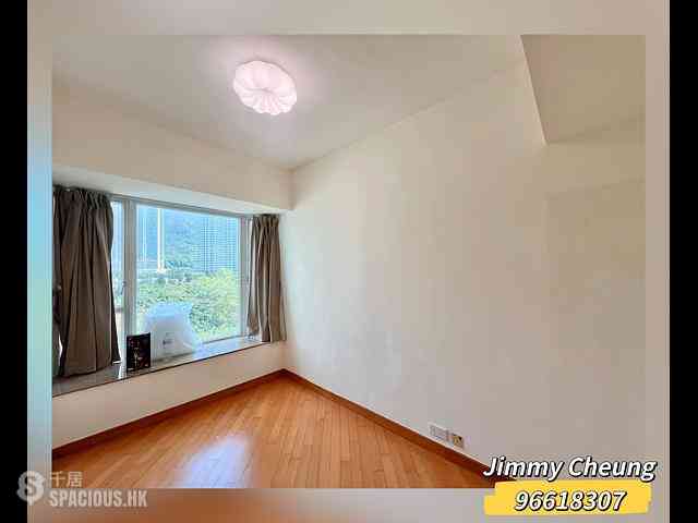 Tung Chung - Coastal Skyline Phase 4 Le Bleu Deux Block 1 10