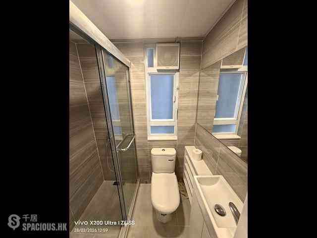 Kennedy Town - Jade Court Block A 06