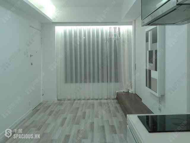 Mid Levels Central - Good View Court 06
