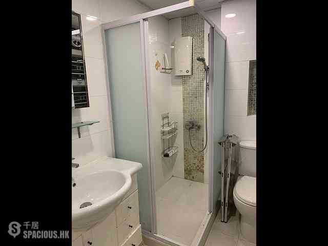 Causeway Bay - Lockhart House 09