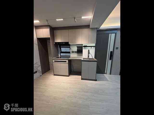 Sai Ying Pun - Samtoh Building 04