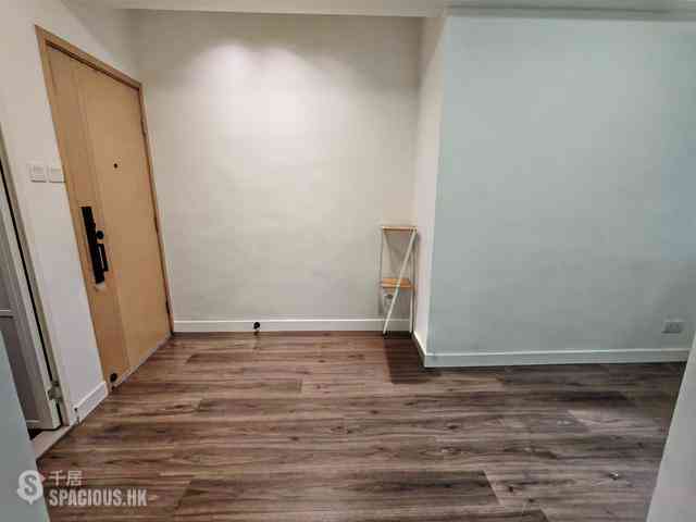 Sai Ying Pun - 2-4, Chung Ching Street 03