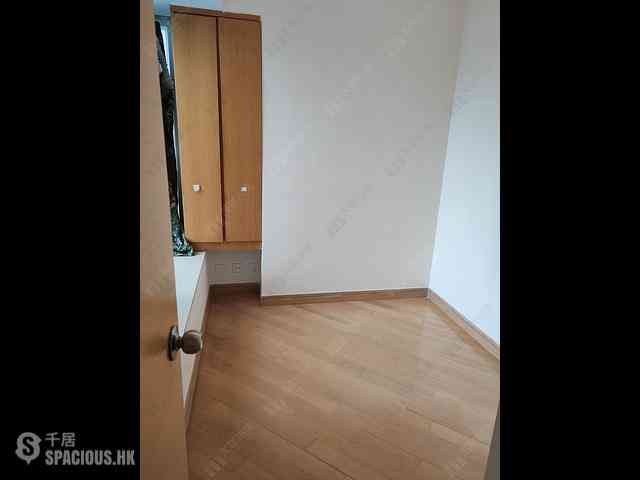 Tai Kok Tsui - Florient Rise Tower 3 02