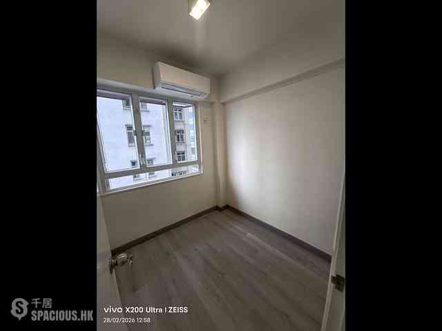 Shek Tong Tsui - Belcher Court Block A 03