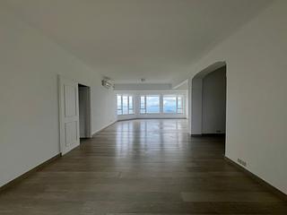 The Peak - La Hacienda Block A 05