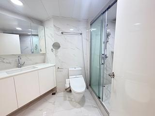 Wan Chai - Convention Plaza Apartments 04
