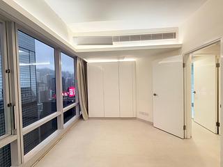 Wan Chai - Convention Plaza Apartments 05
