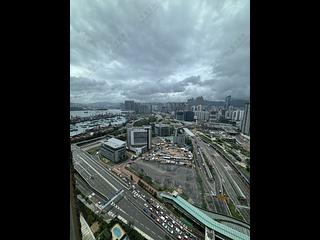 West Kowloon - Sorrento Phase 1 Block 6 07