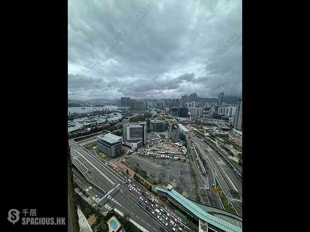 West Kowloon - Sorrento Phase 1 Block 6 07