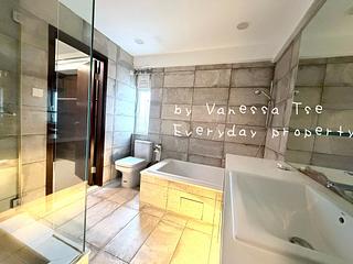 Clear Water Bay - Hillview Court 07