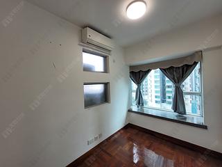 Tai Kok Tsui - Metro Harbour View Phase 2 Block 5 06